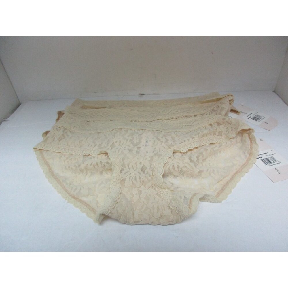 Special Intimates Women's 3 pairs 1011 Lace Panties Nude Size Large New
